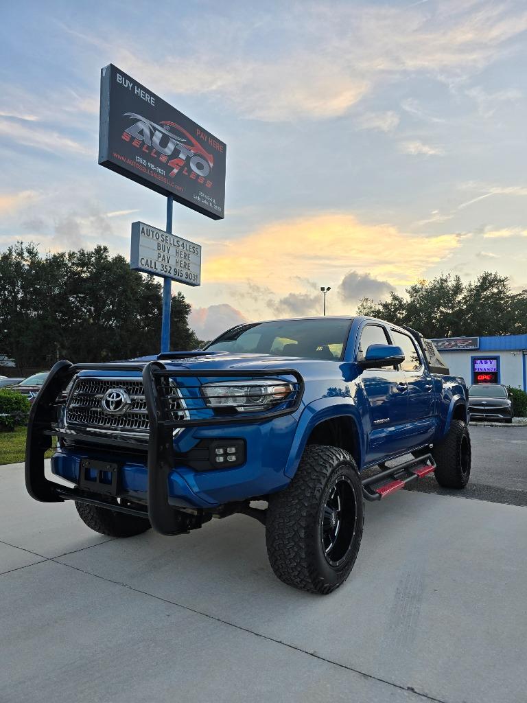 2016 Toyota Tacoma TRD Sport's photo