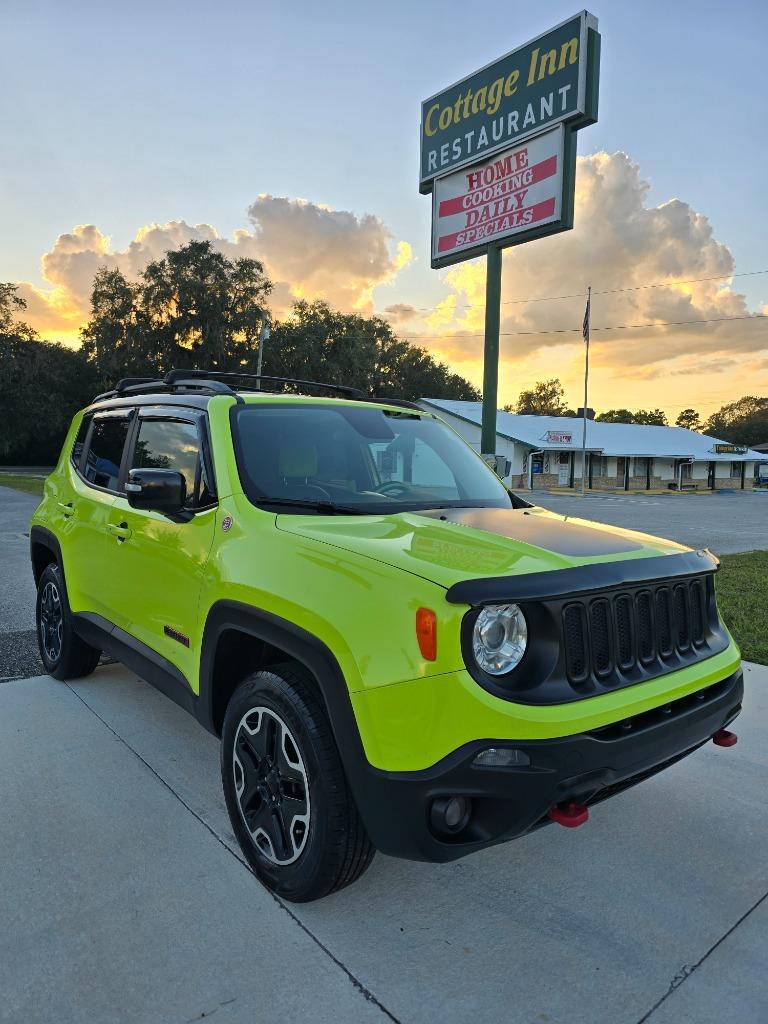 2017 Jeep Renegade Trailhawk's photo