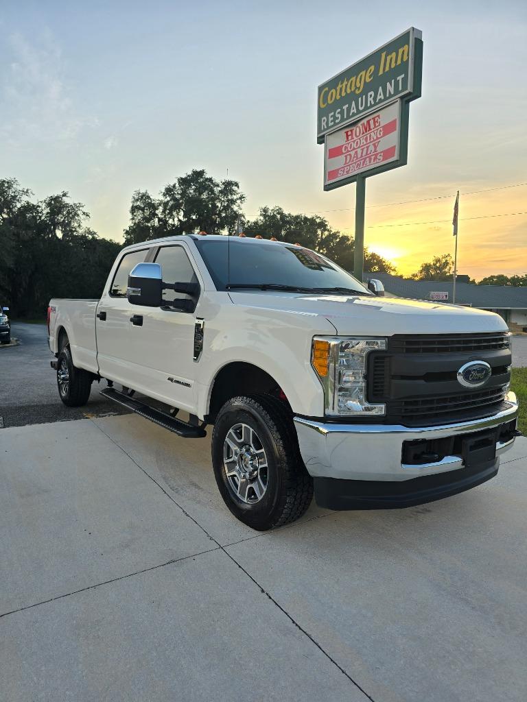 2017 Ford F-350 Super Duty XL's photo
