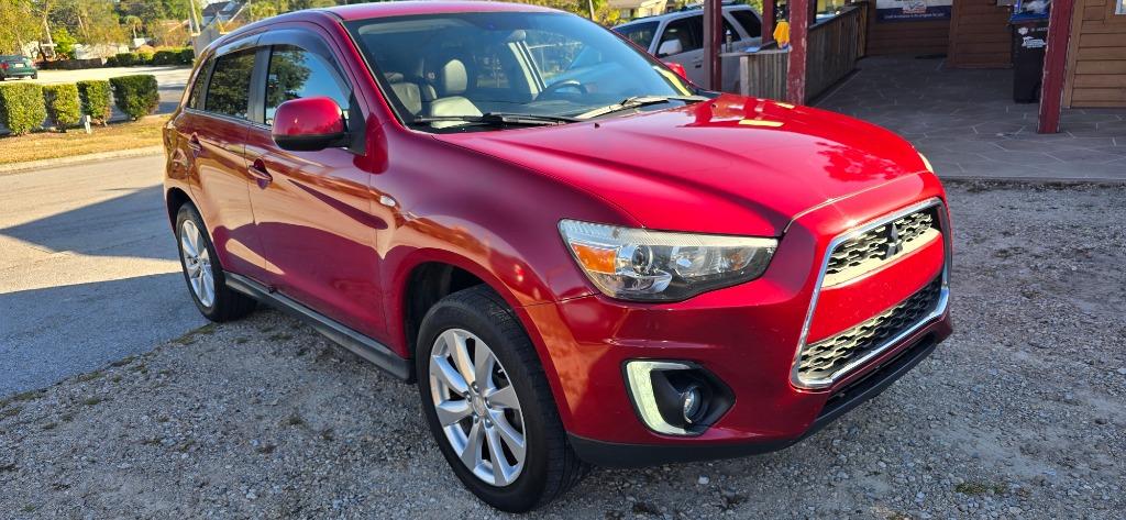 2015 Mitsubishi Outlander Sport SE's photo