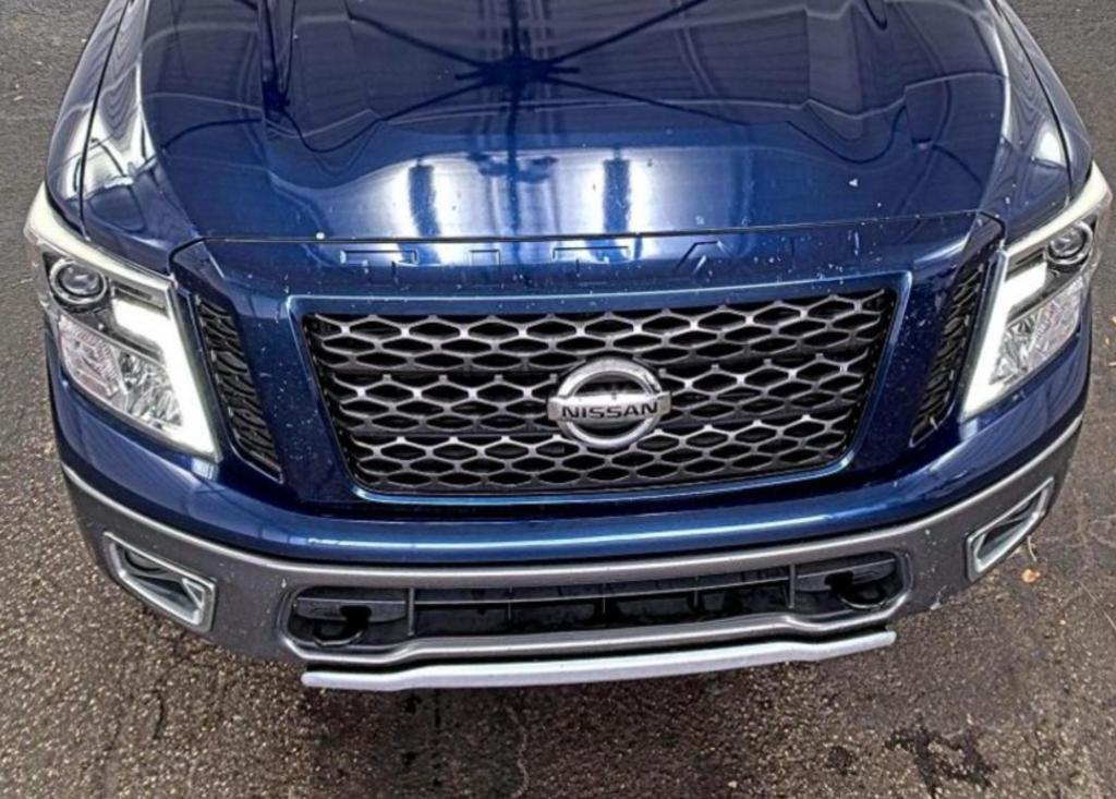 2017 Nissan Titan PRO-4X - Photo 11
