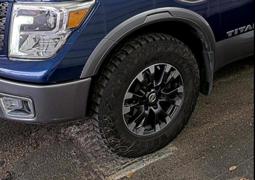 2017 Nissan Titan PRO-4X - Photo 15