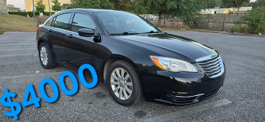 2013 Chrysler 200 Touring