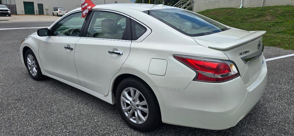2014 Nissan Altima Base - Photo 7